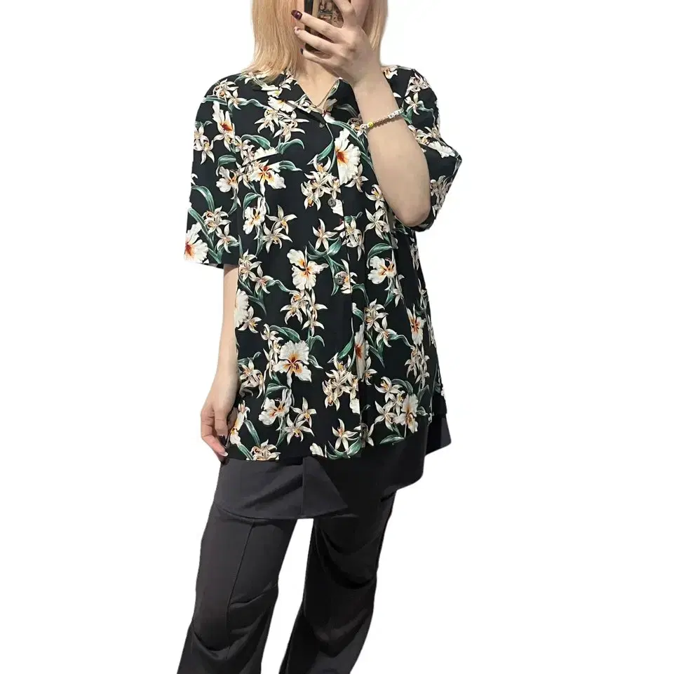 Royal Creations Hawaii Vahn-sleeve Shirt