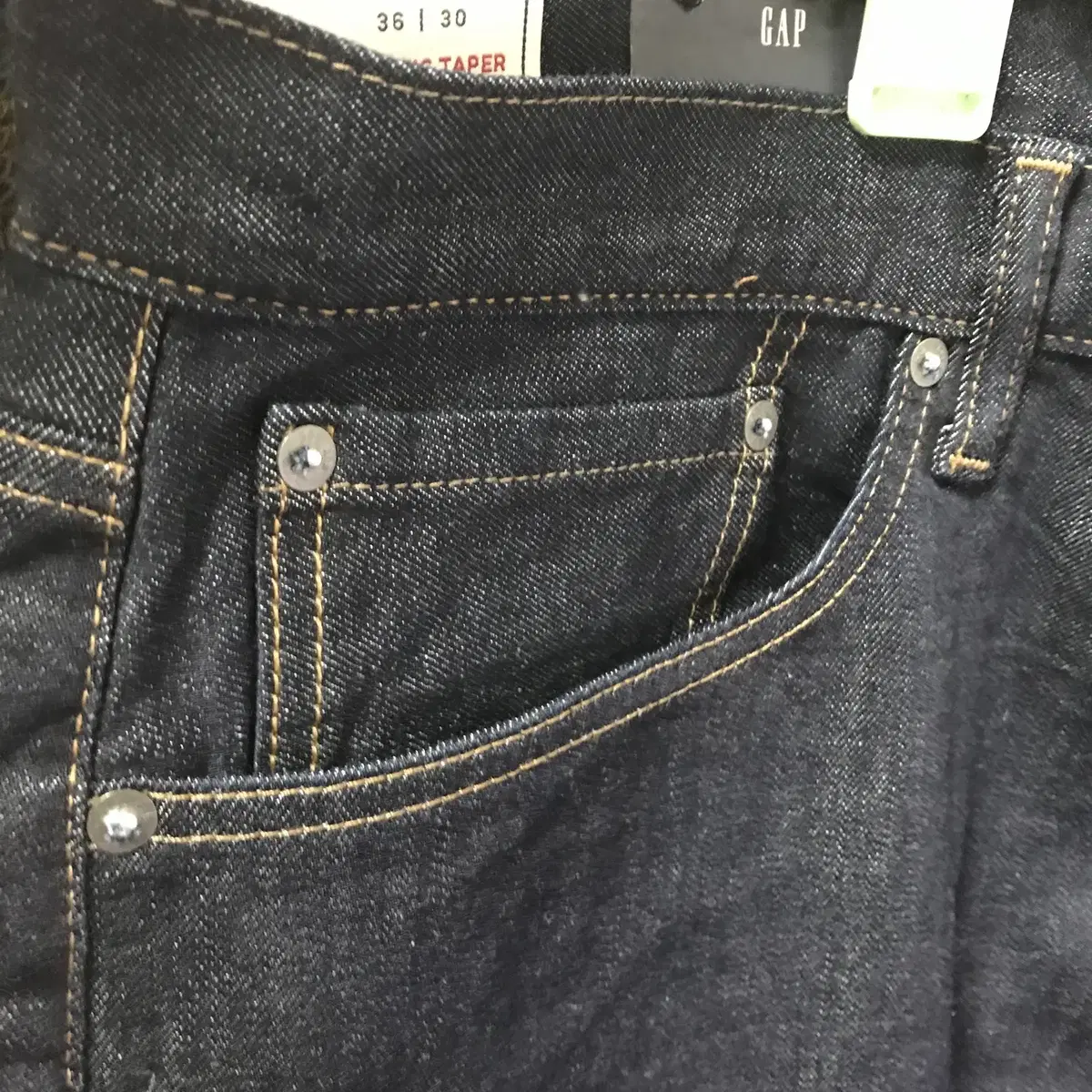 갭 GAP Athletic Taper Jeans 다크블루 생지