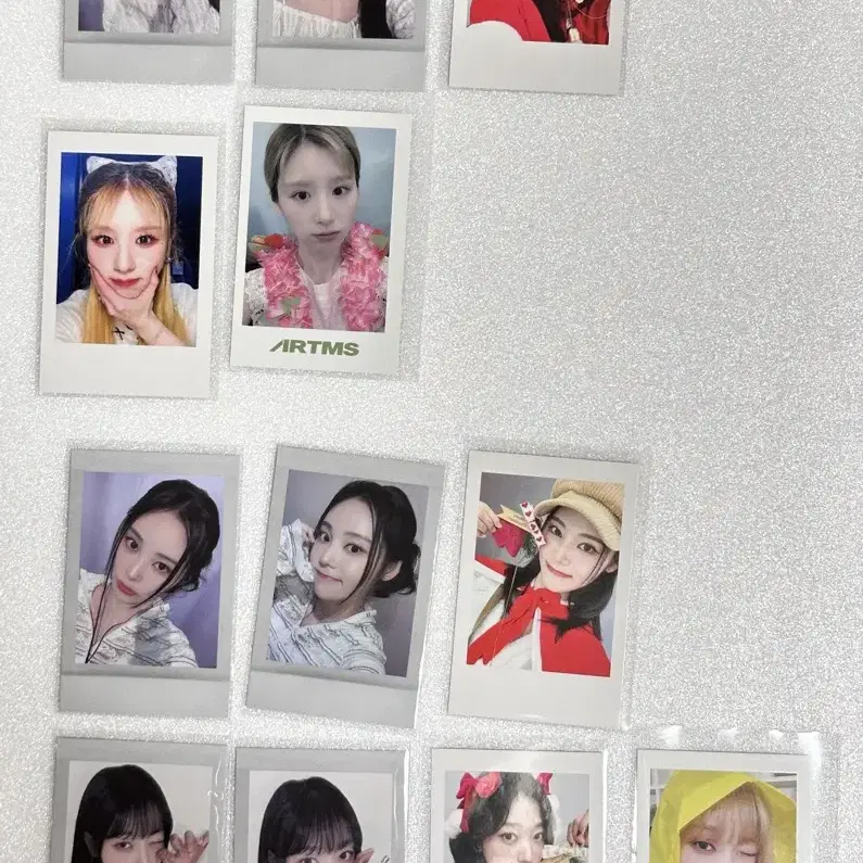 artms loona ヒジン 封入物セット オブジェクト - メルカリ