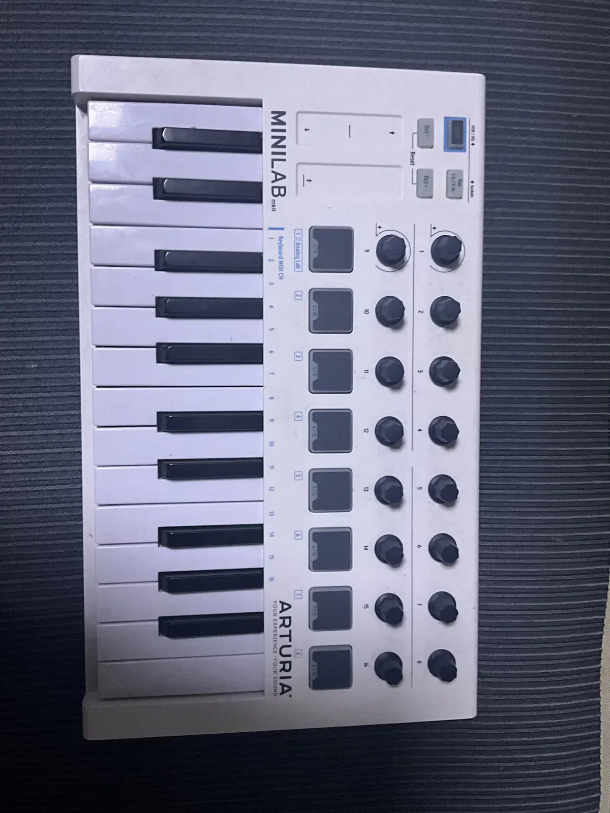 Arturia mini lab mk2