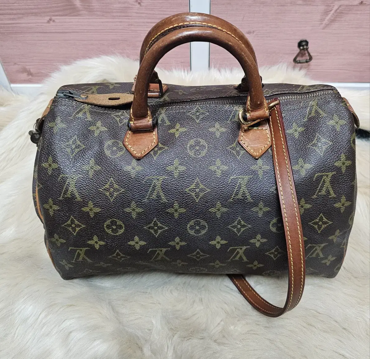 Louis Vuitton 30