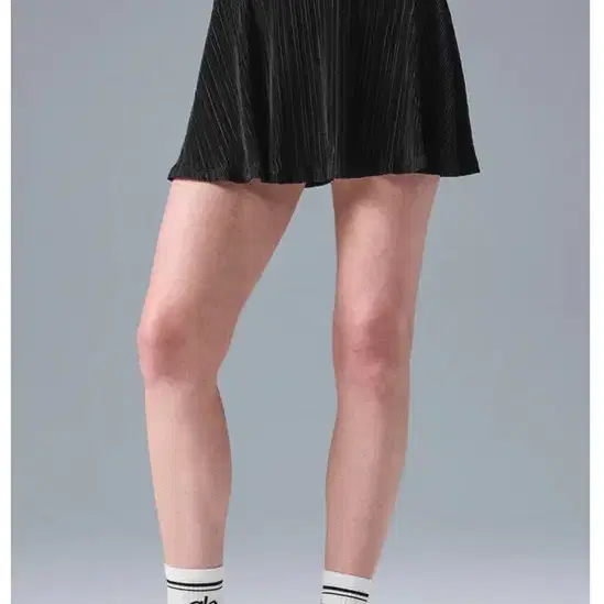 알로 Alo Micro Plisse Tennis Skirt S 스몰