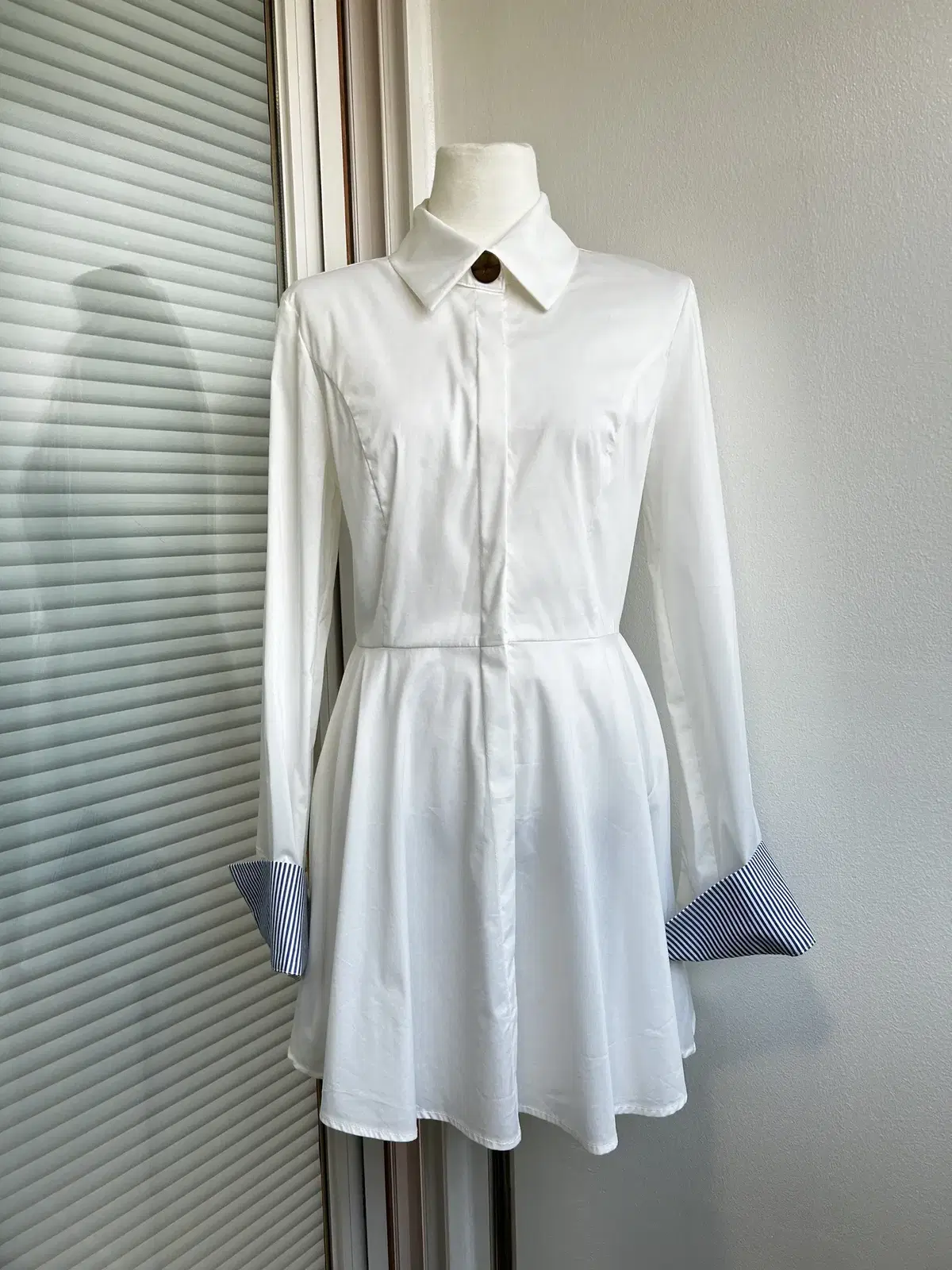 egoist white shirtone piece 55