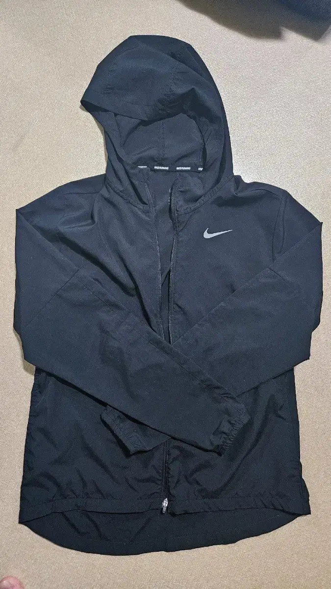 Nike Windbreaker M