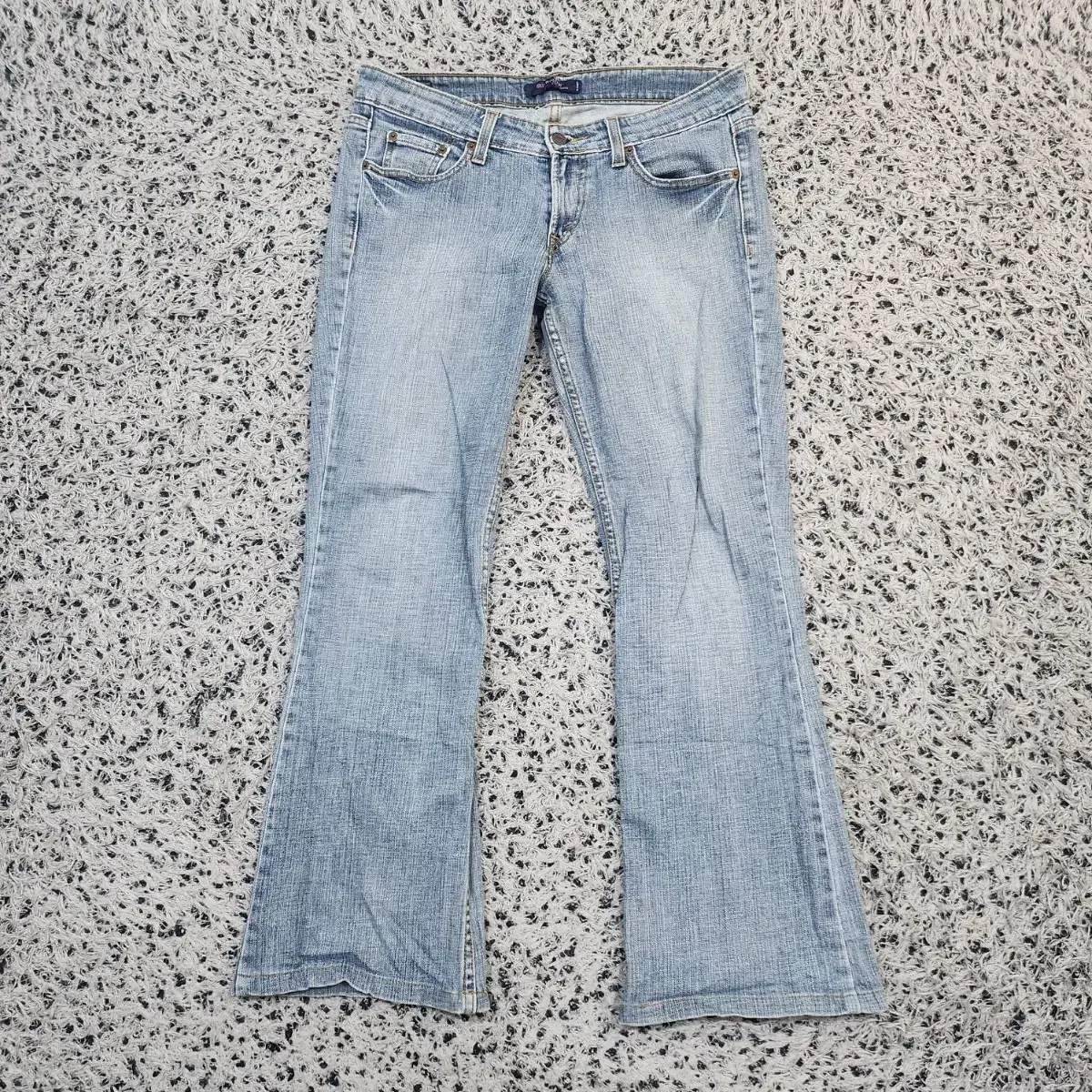 [32] 90's USA Levi's Bootcut 518 Light Blue Jeans (832)