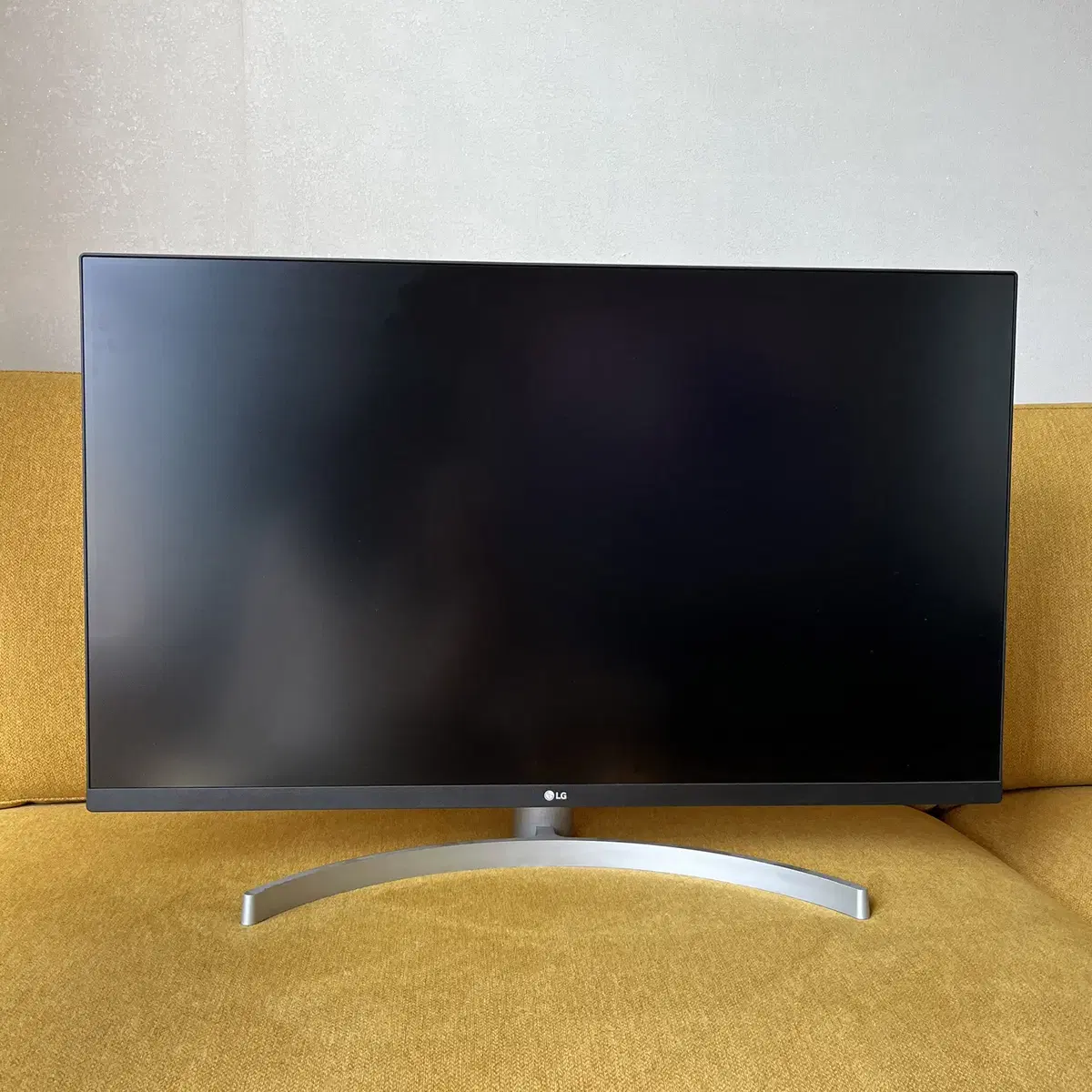 LG 32UN650 32인치 4K 모니터 (미사용)