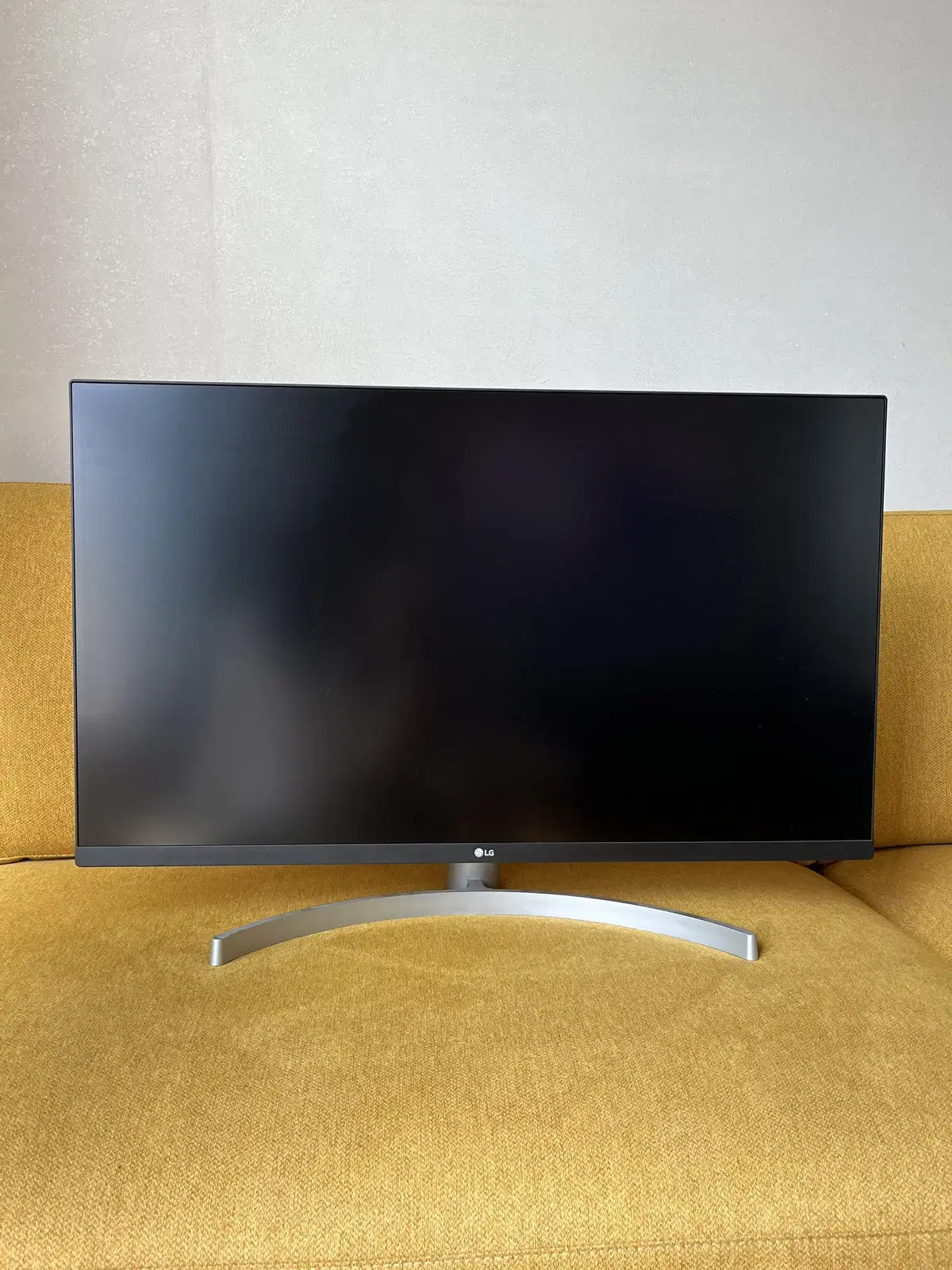 LG 32UN650 32인치 4K 모니터 (미사용)