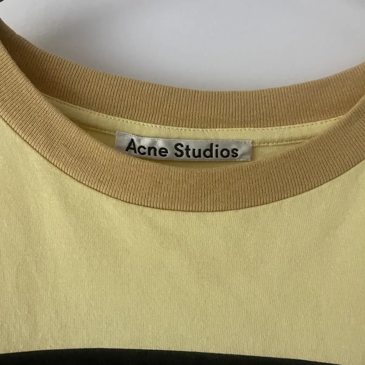 Acne studio 오버핏 롱티 (미사용- 흠집있음)