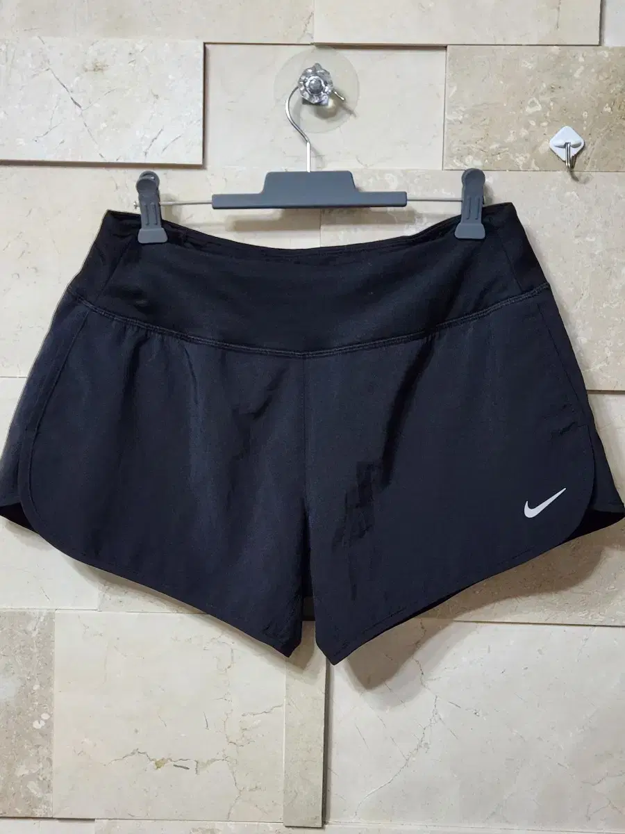 Nike/functional short shorts