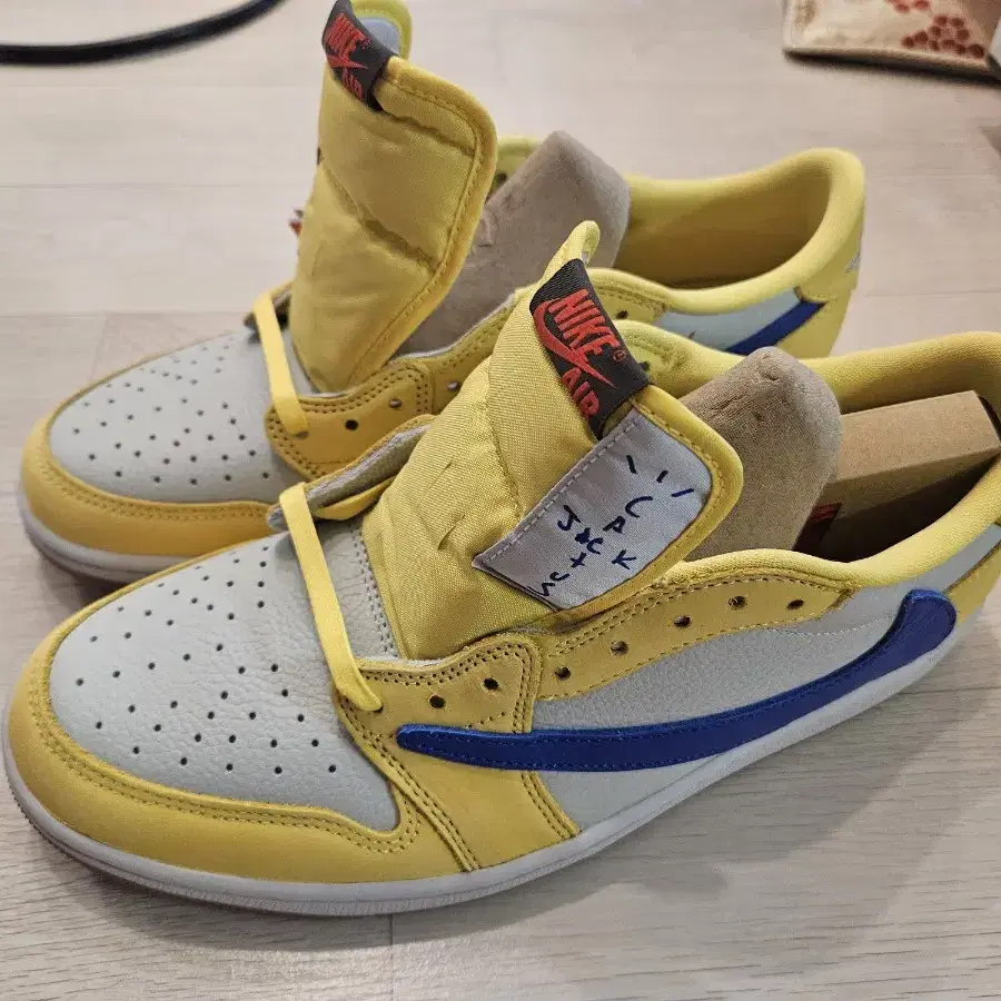 (W) Jordan 1 x Travis Scott Retro Low OG