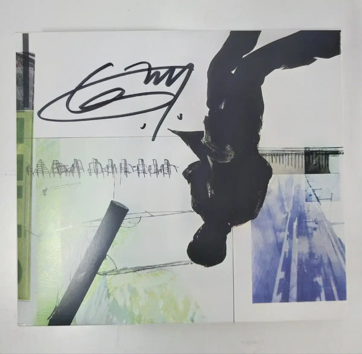 Rae Won's sign album