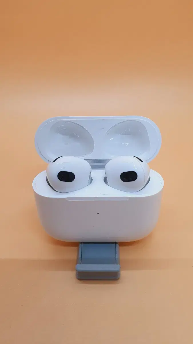 AirPods 3rd Gen, Sound Quality A+, Remaining Warranty, 25.3.20