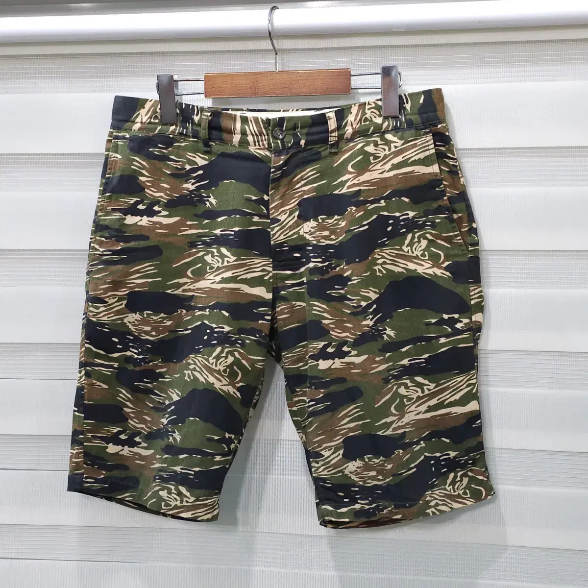 RAGEBLUE Military camo vahn - size Large