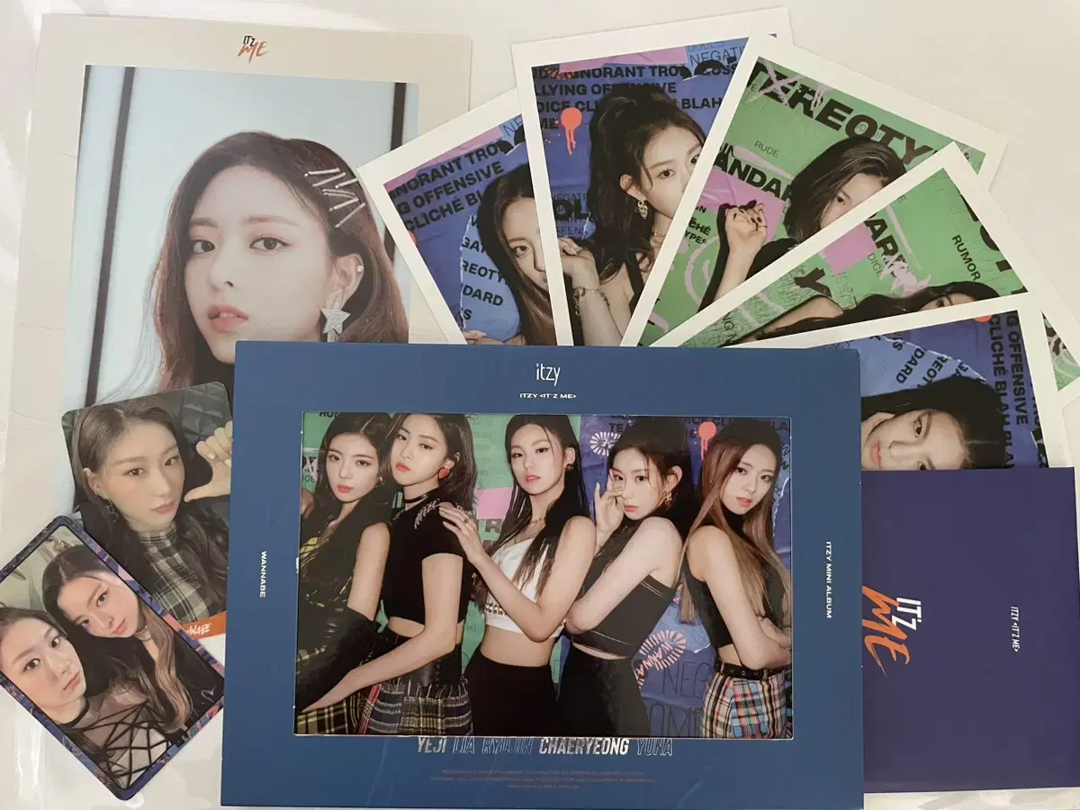 Itzy Wannabe album is for sale!