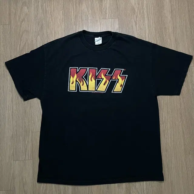 XL) 2001 KISS 키스 밴드티 00s