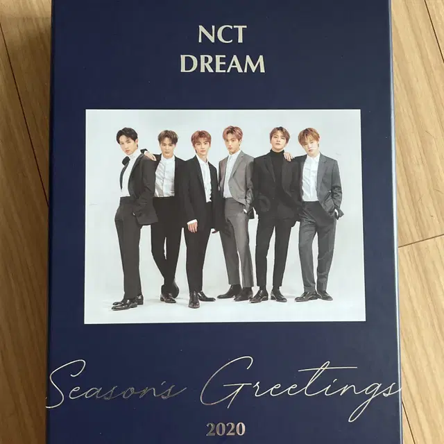 엔시티드림 2020년 시즌그리팅 판매합니다! nctdream시그양도