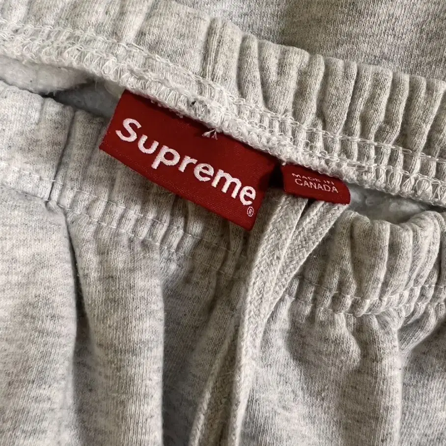 Supreme animal 스웻 세트