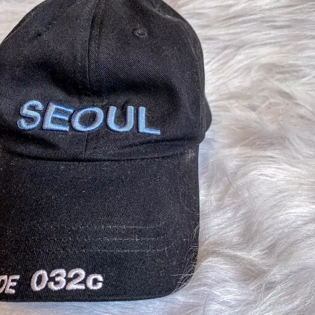 032c SEOUL 자수 로고 볼캡 (OS) CA866