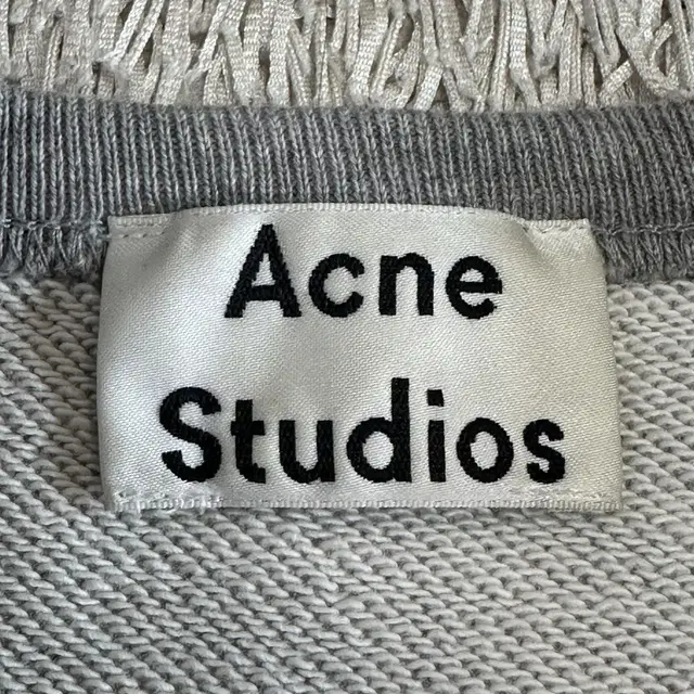 [L] 아크네 스튜디오 ACNE STUDIOS 컬리지 페이스 로고 맨투맨