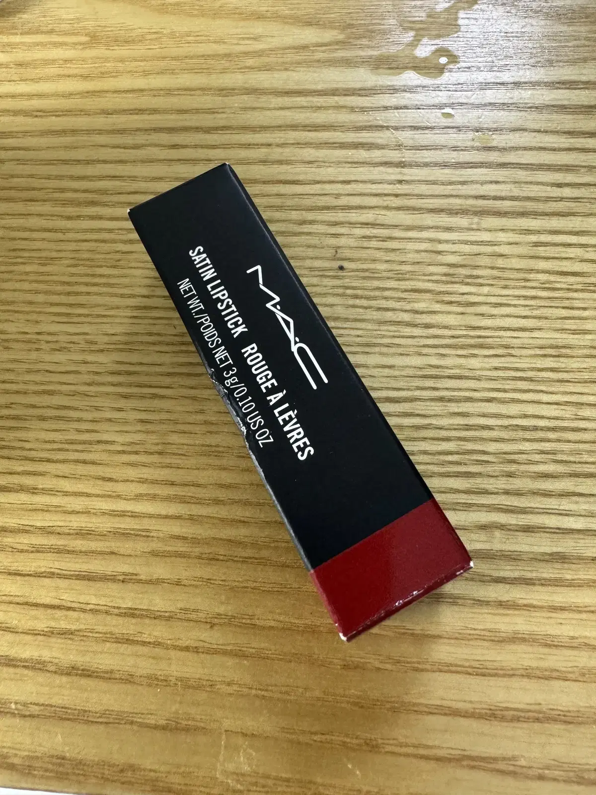 I sell mac lipstick mac red 811