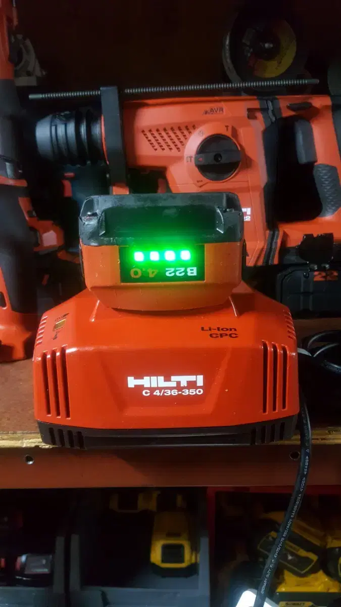 [HILTI]힐티배터리 B22 4.0AH 신형