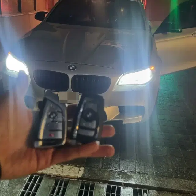 영암군 BMW 자동차키 최신형 칼키 스타일 업그레이드 개조 키 복사 제작