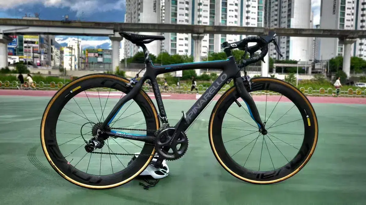 pinarello tpteam 로드 무하자급 (개급처)