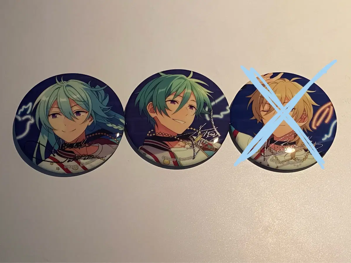 Anstar Wataru sells Tatsumi 7th anniversary badges