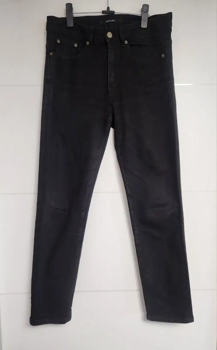 Untouched black jin size 30