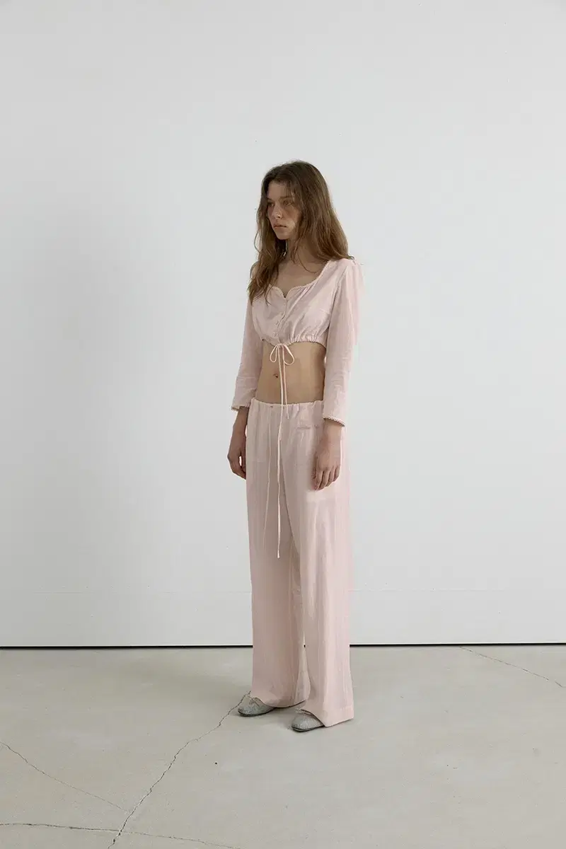 오버듀플레어 overdue flair COTTON SHEER PANTS