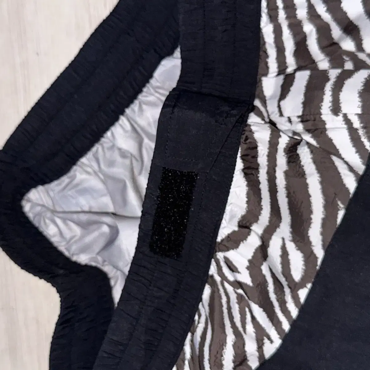 페치선데이 FETCH PANT ZEBRA BROWN