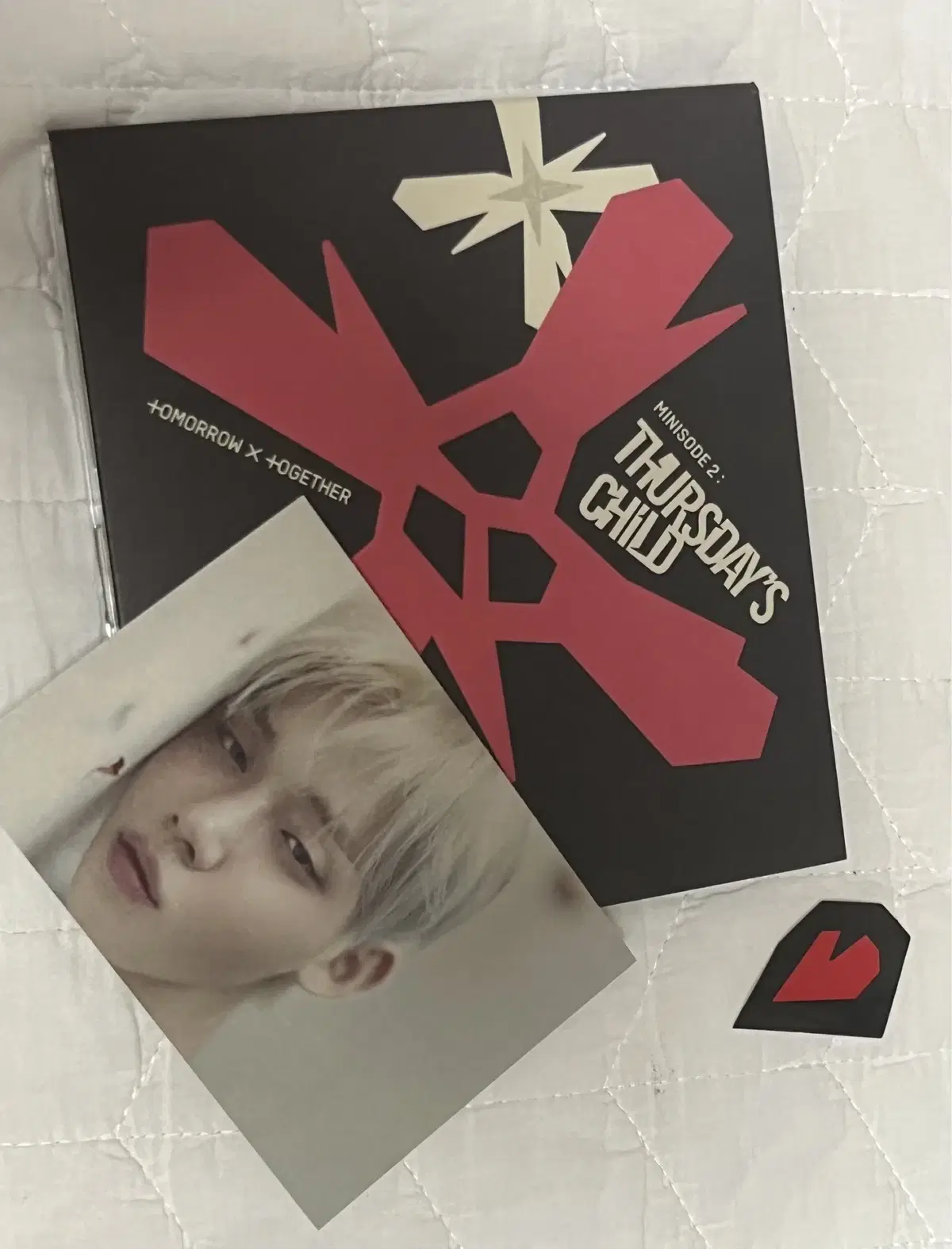 TXT Goodboy Gunbed Jeebee Jeebee album!Photocard included!