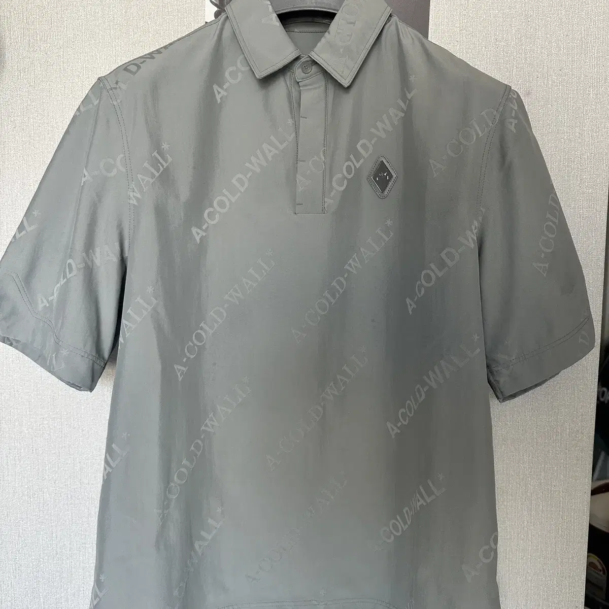 어콜드월 MONOGRAM POLO - LIGHT GREY (새상품)