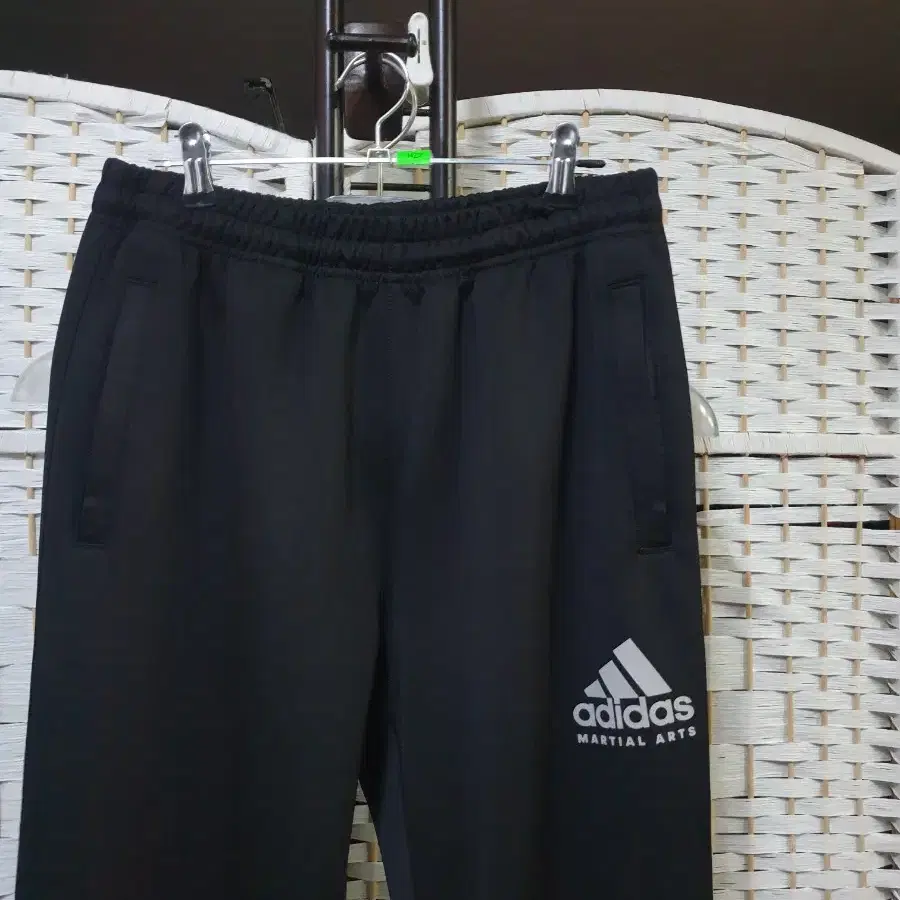 (1425) ADIDAS 아디다스 스포츠 팬츠 105 XL