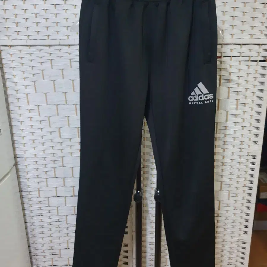 (1425) ADIDAS 아디다스 스포츠 팬츠 105 XL