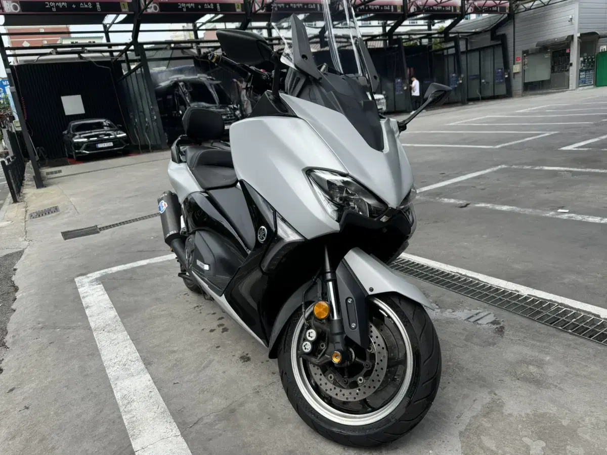 2019년식 TmaxDx 530cc 34xxxx  부산