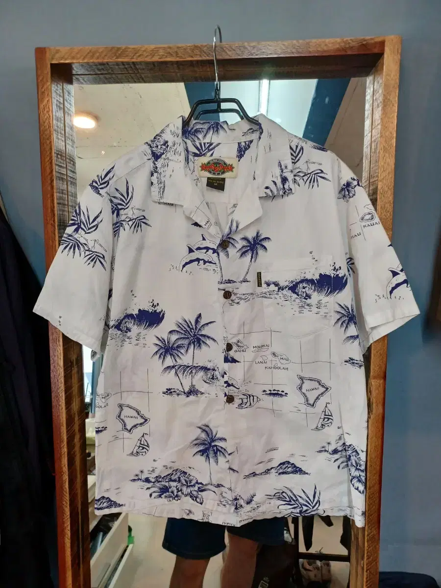 USAVintage island cool Hawaiian shirtShort sleeve M