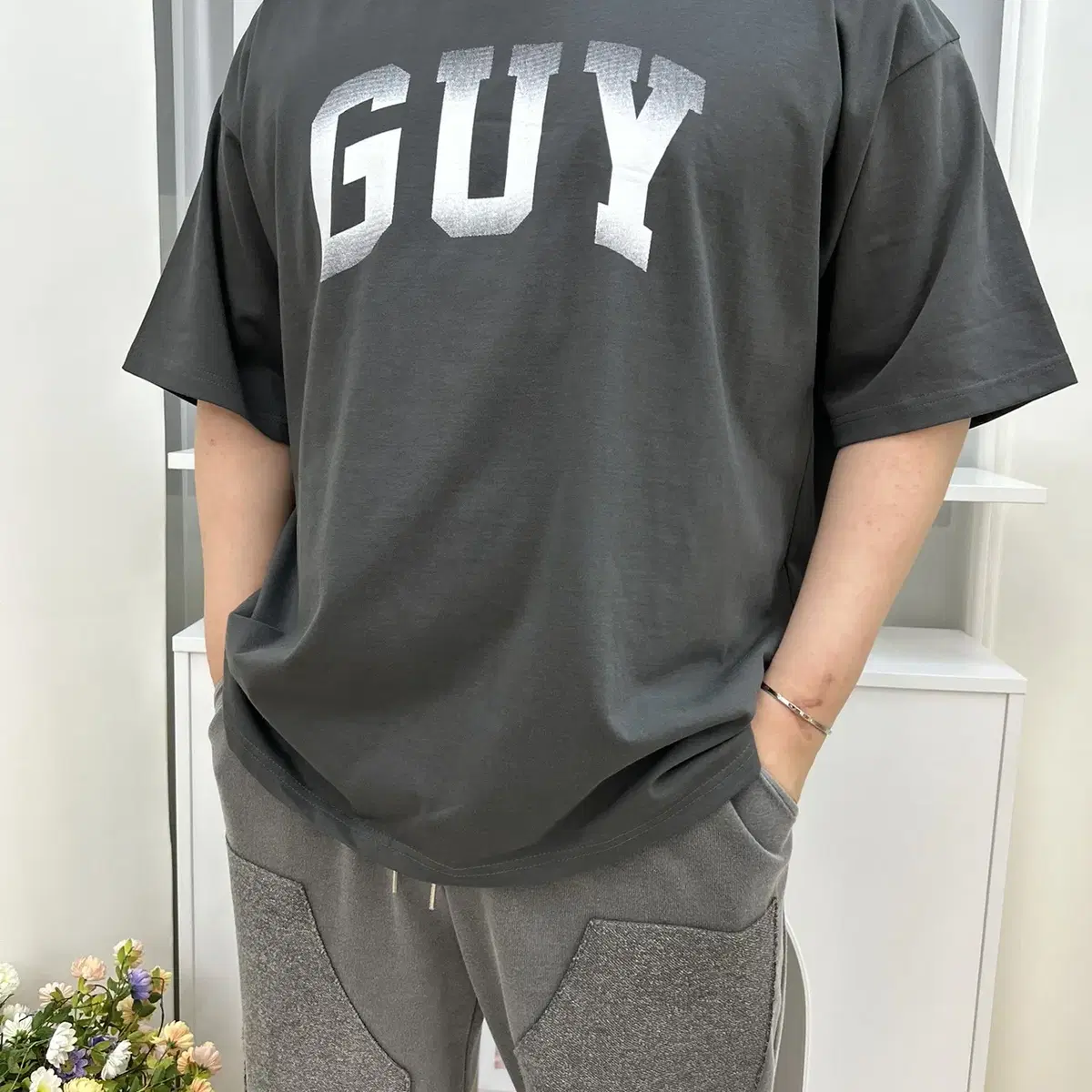 GUY 오버핏 반팔