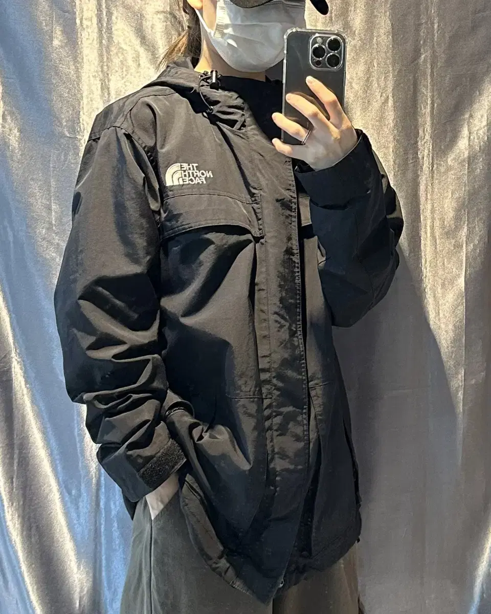 S The North Face Embroidered Black Hooded Windbreaker