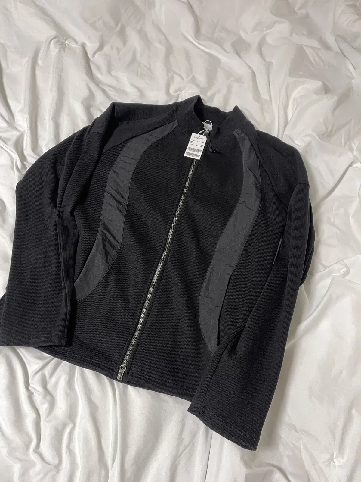 프리커 4POINTS RIBBED ZIP UP freker