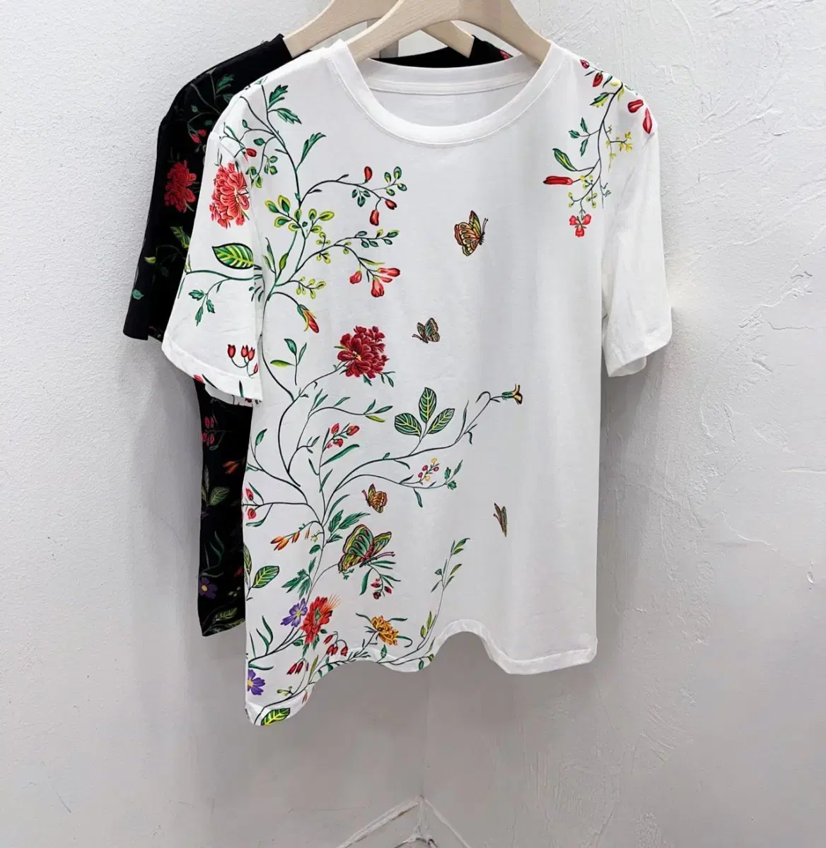 Good material, flower-printing spandex T-shirt