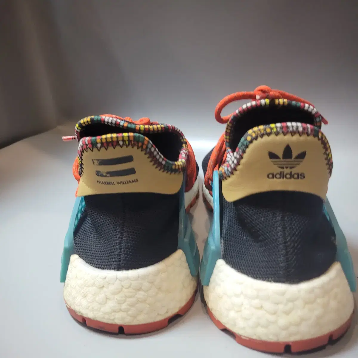 아디다스 X 퍼렐 윌리암스 NMD 265