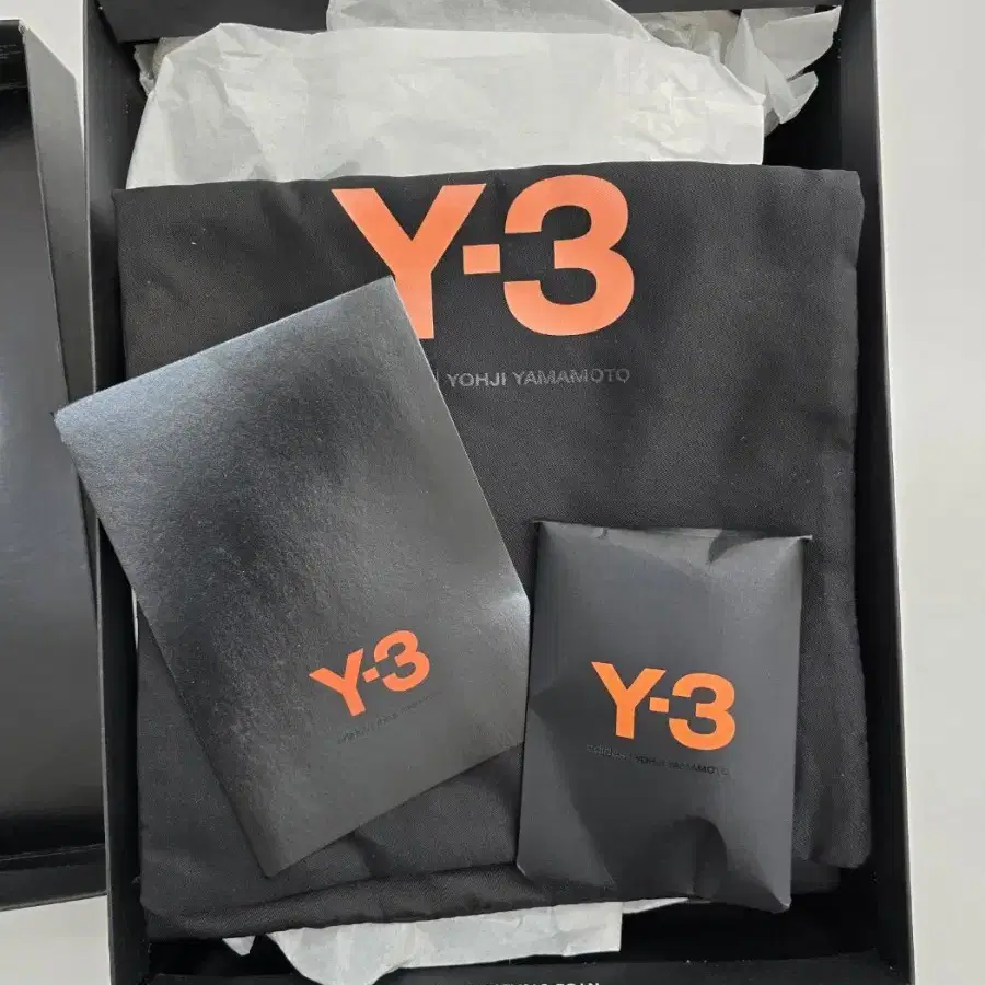 *새상품* 요지야마모토 Y-3 24SS 레이스 업 스니커즈