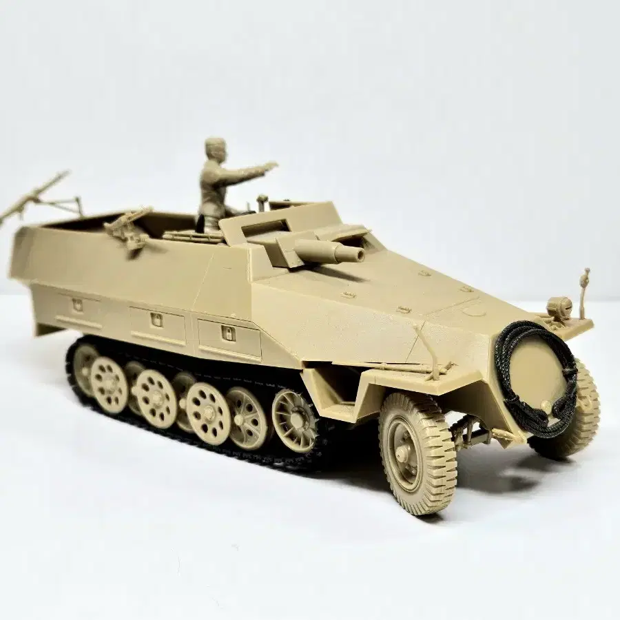 조립품[타미야] 1/35 Sd.kfz.251/9D KANONENWAGEN