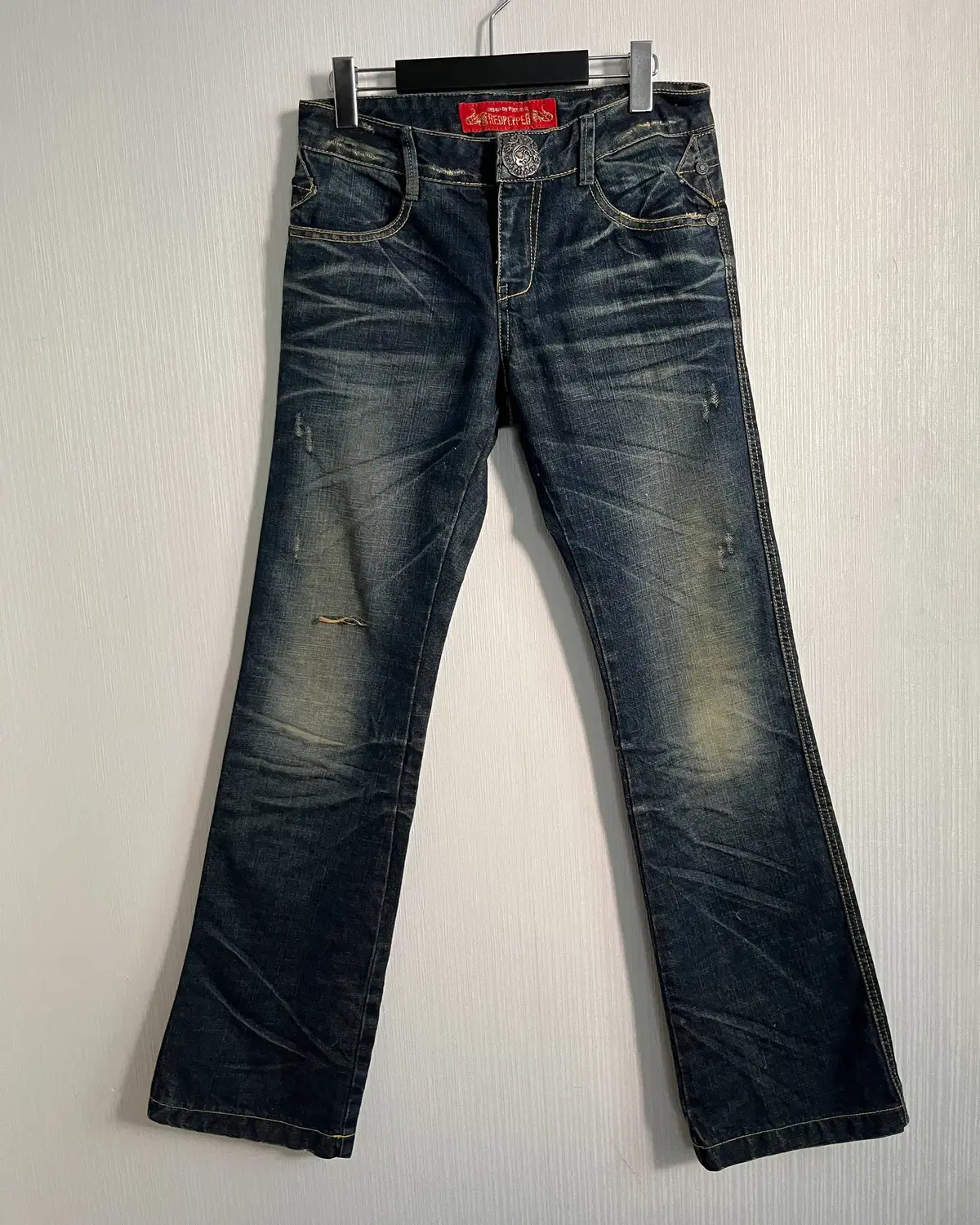 Red pepper washing denim pants