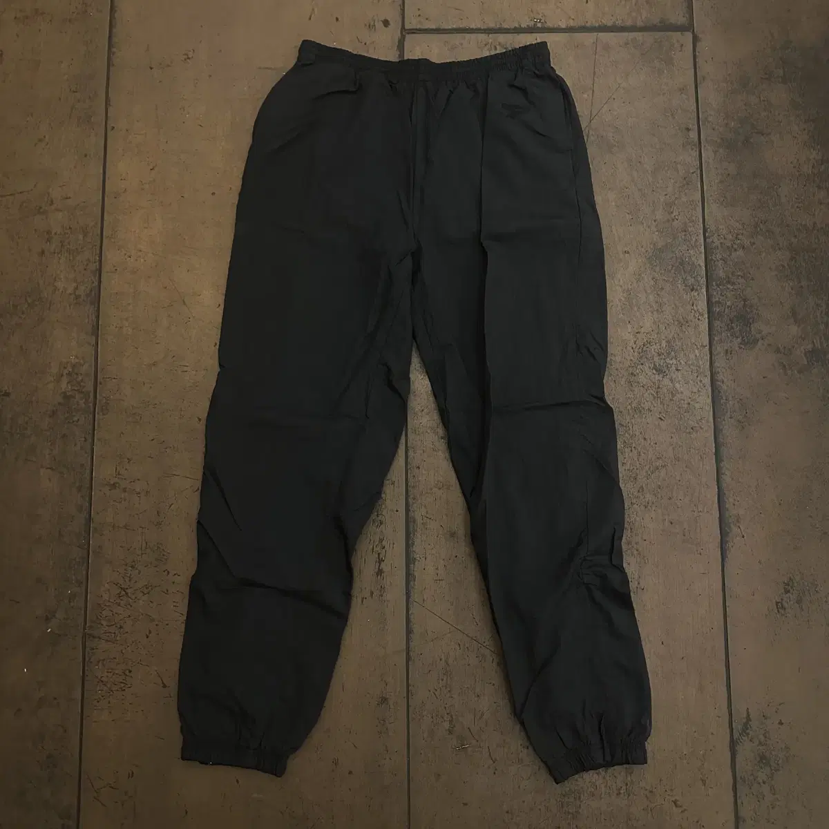 [size 34] Reebok Woven Track Jogger Pants Black