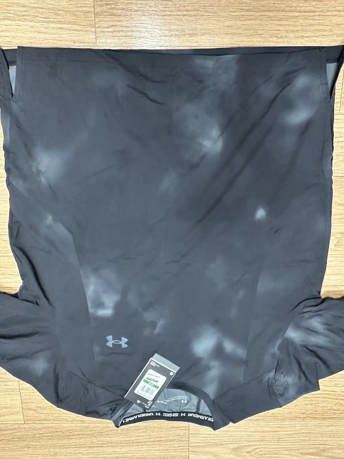 Under Armour T-shirt