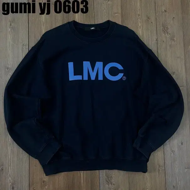 LMC 맨투맨 105