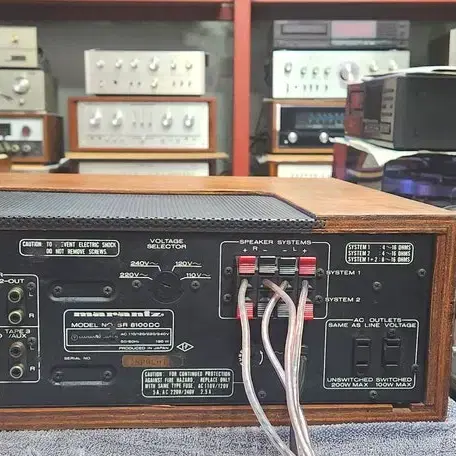 마란츠 SR8100DC