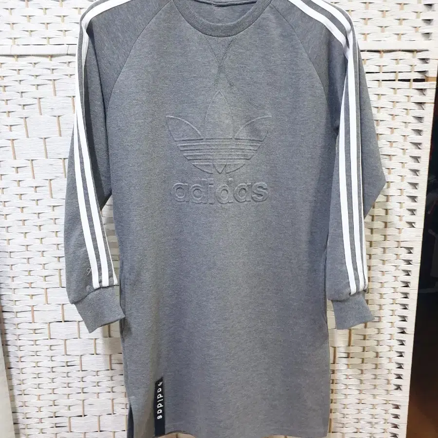 (1607) ADIDAS 아디다스 스포츠  롱 티셔츠 90 S